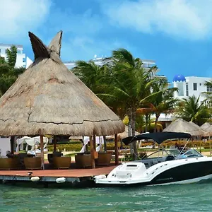 Sunset Marina & Yacht Club Курортный комплекс